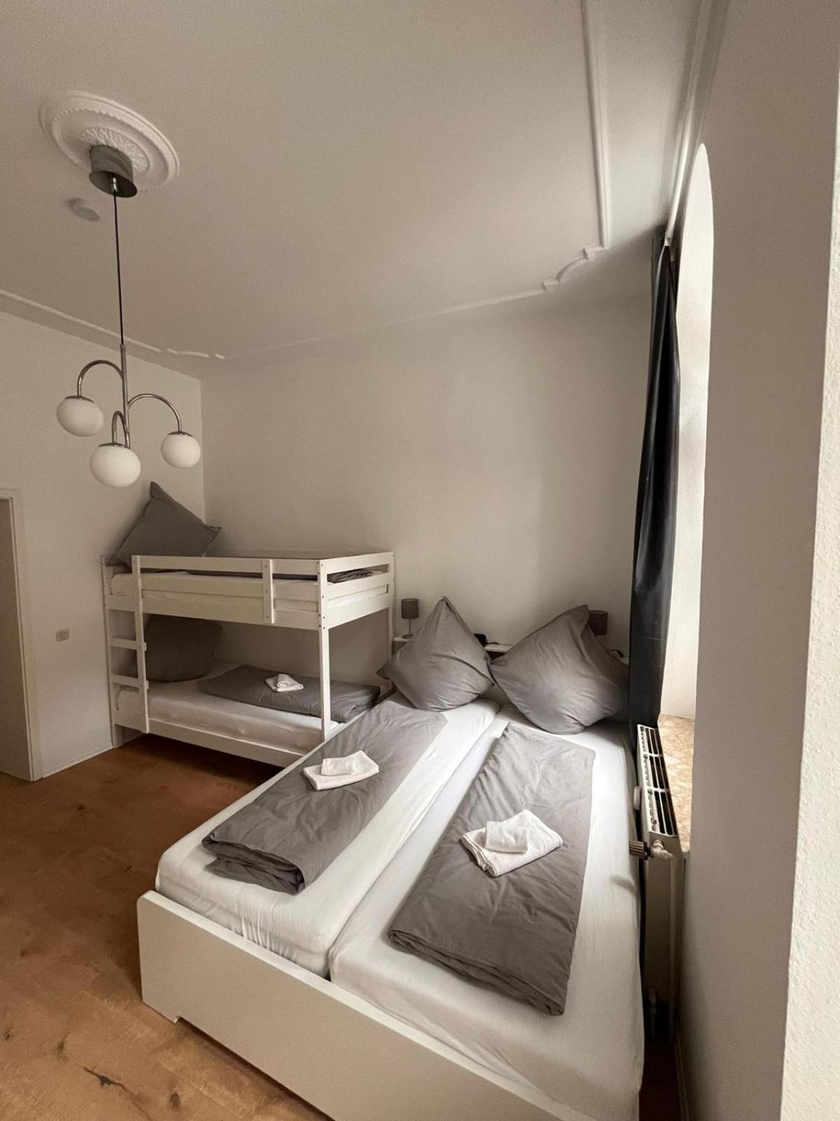 Ottos Traumland Apartment Krefeld Bagian luar foto