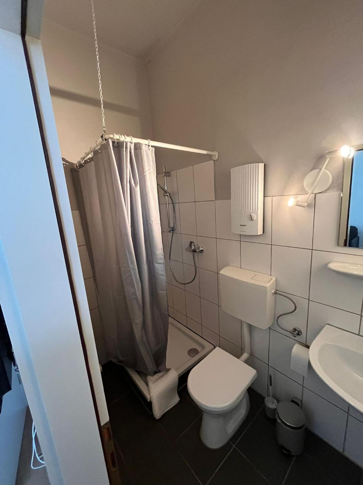 Ottos Traumland Apartment Krefeld Bagian luar foto