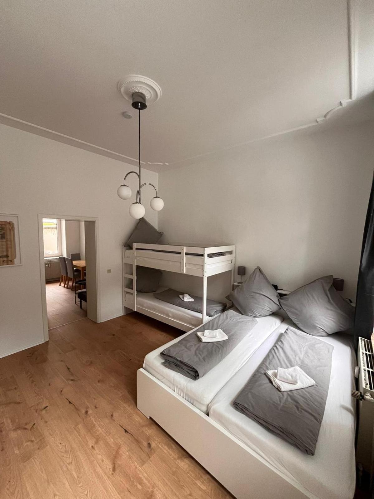 Ottos Traumland Apartment Krefeld Bagian luar foto